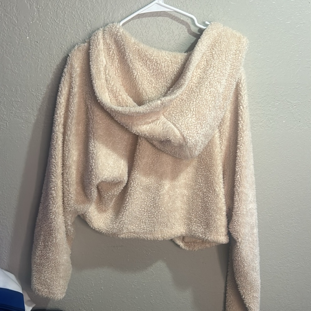 lightly worn - Picture 2 of 2